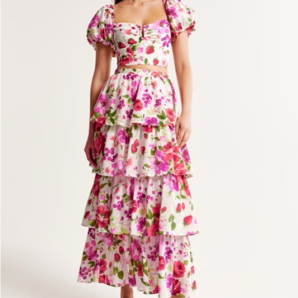 Abercrombie Pink Floral Crop Top and Ruffled Tiered Maxi Skirt Set - Picture 5 of 5